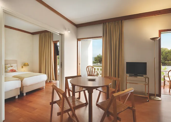 Wyndham Loutraki Poseidon Resort